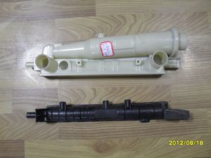小菲亚特弯隔板底口平的（鑫海）上484g下183g